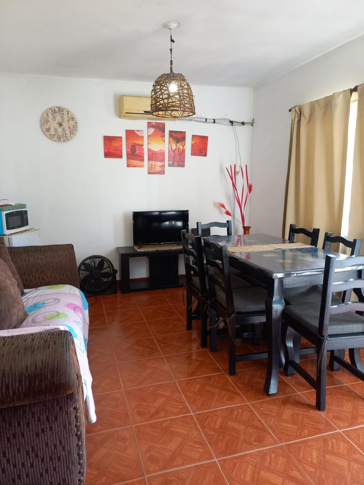 Residencia Marta Apartment Colonia Caroya